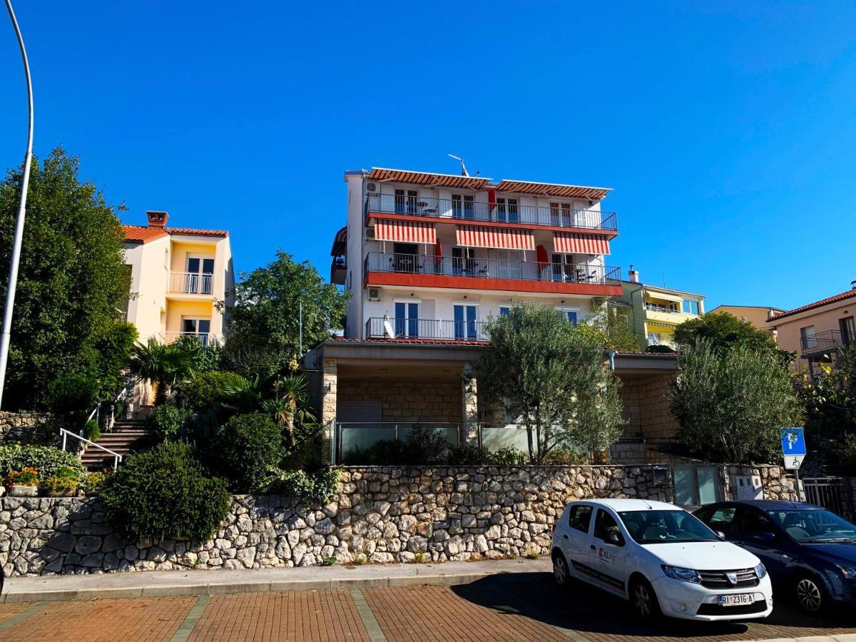 Apartments Julija Цриквеница Экстерьер фото