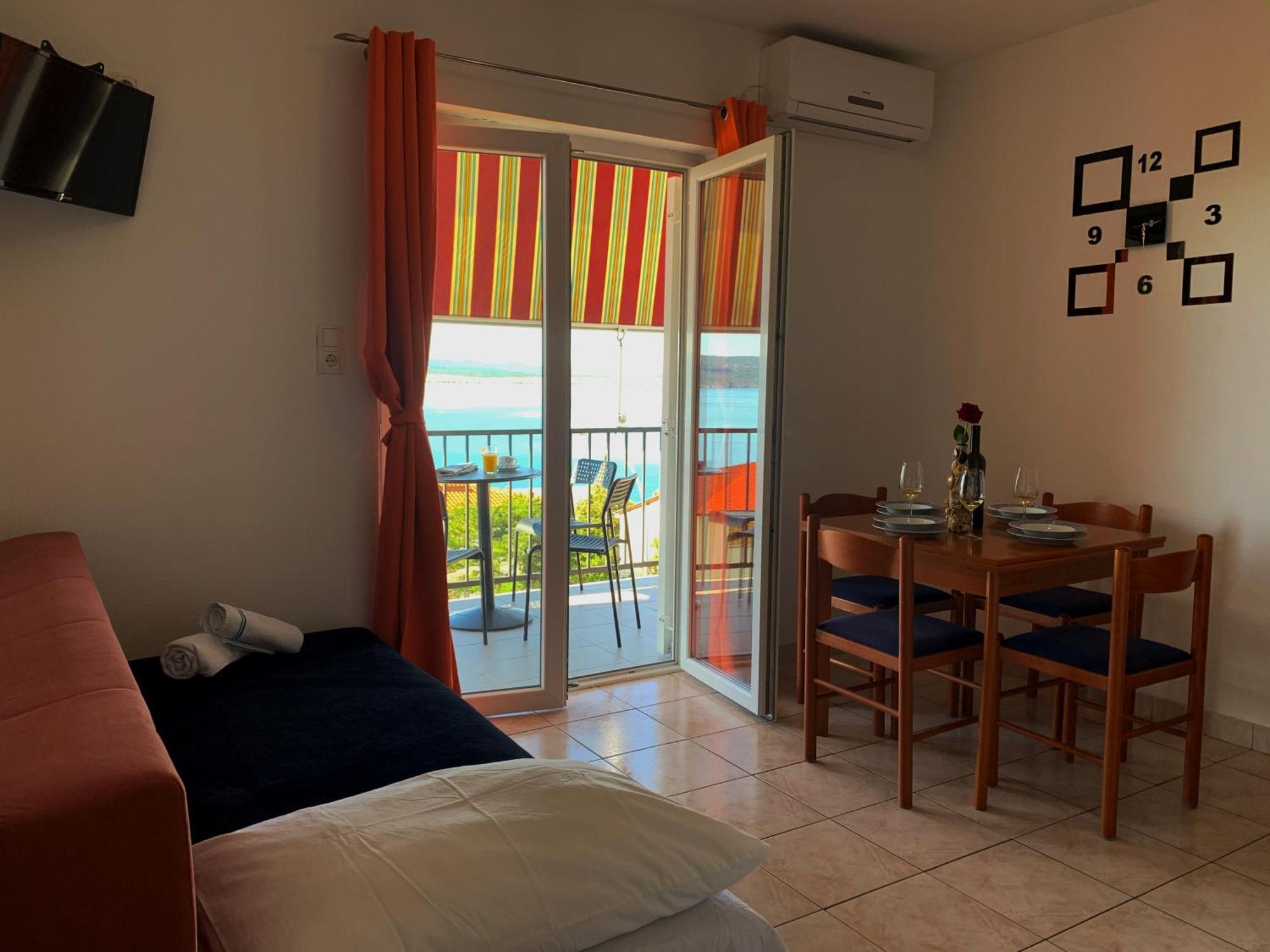 Apartments Julija Цриквеница Номер фото